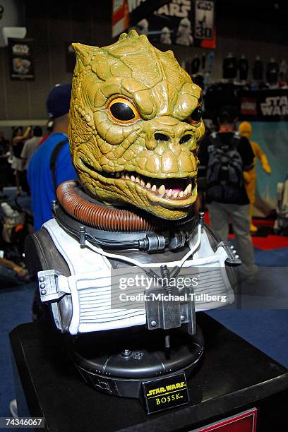 Bossk Hand Bossk Photos and Premium High Res Pictures - Getty Images