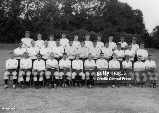 The Tottenham Hotspur football team, 11th August 1964. From left to right, they are : Laurie Brown, Peter Baker, Allan Mullery, Maurice Norman, Les...