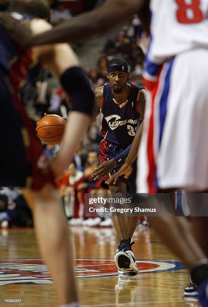 Cleveland Cavaliers v Detroit Pistons, Game 1