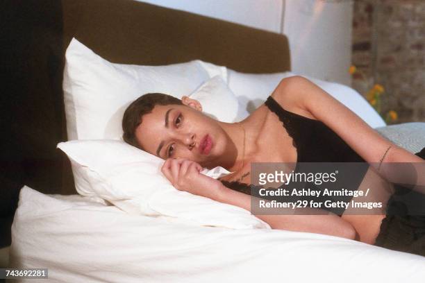 young woman sick in bed - 67percentcollection stock pictures, royalty-free photos & images