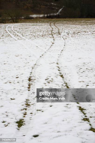 Tire Tracks In Snow Field Photos And Premium High Res Pictures Getty tire-tracks-in-snow-field-photos-and-premium-high-res-pictures-getty