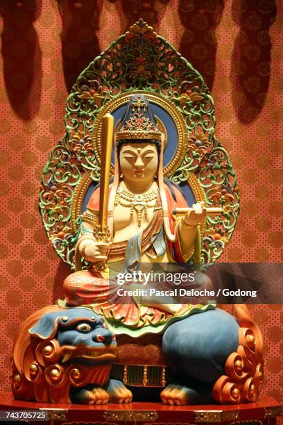 Buddha Ror Rabbit 349 Rabbit Statue Stock Photos, High-Res Pictures, and Images - Getty ...