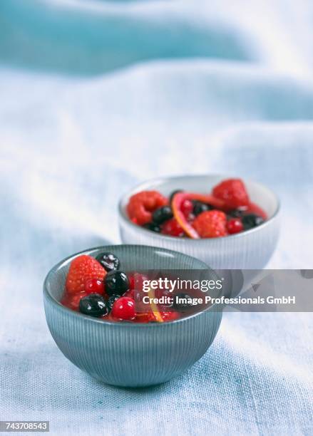 summer fruit salad - cassis fruit stock-fotos und bilder