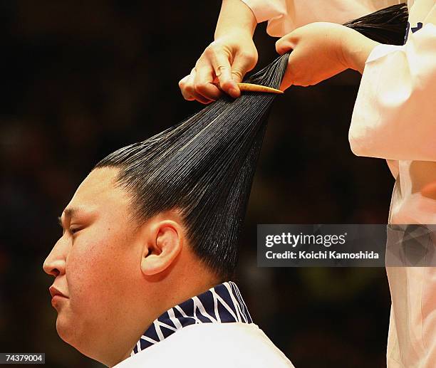 49 Sumo Wrestler Hair Photos and Premium High Res Pictures - Getty Images 49 Sumo Wrestler Hair Photos and Premium High Res Pictures - Getty Images