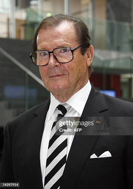 Ambassador Roderick Moore 53 Junior Goodwill Ambassador Stock Photos, High-Res Pictures, and ...