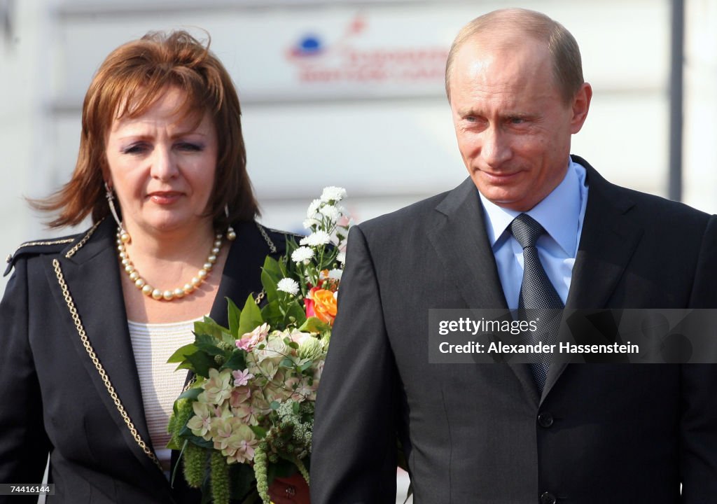 Heads of State Arrive For G8 Summit