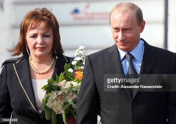 Russian President Vladimir Putin and his wife Ludmila Alexandrowa Putina arrive at the airport on June 6, 2007 in Rostock-Laage, Germany. Putin,...