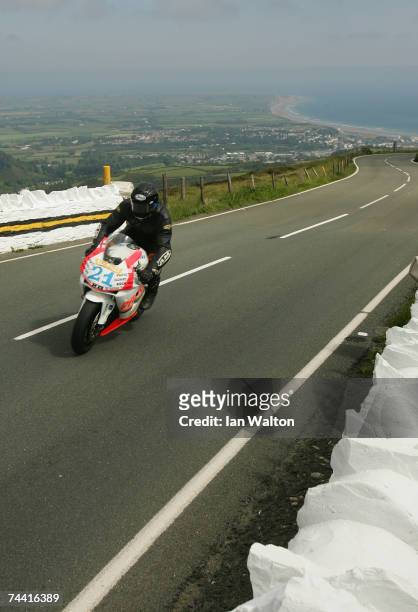 Ian Armstrong in action through Guthries during the PokerStars TT Supersport Junior race at the Isle of Man TT Races on Jun 6, 2007 in Isle of Man.