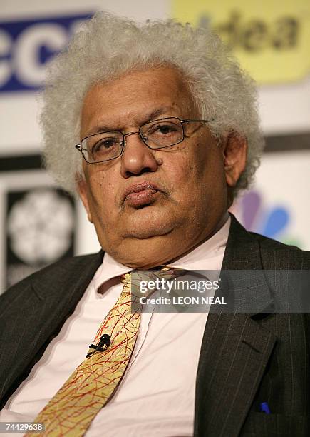 Leeds, UNITED KINGDOM: London School of Economics Professor Meghnad Desai attends the FICCI-IIFA Global Business Forum in Leeds, northern England, 07...