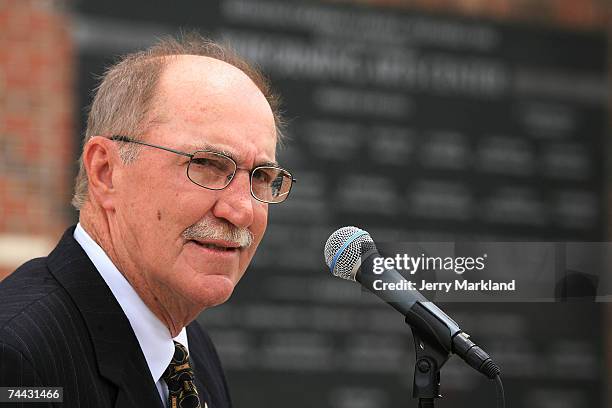 Jim Hunter speaks at the funeral service for Bill France Jr. At Mary McLeod Bethune Performing Arts Center June 7, 2007 in Daytona Beach, Florida....