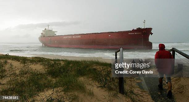 Coal ship the Pasha Bulker sits off Nobbys Beach June 8, 2007 in Newcastle, Australia. The 225-metre long coal ship with 21 crew on board and...