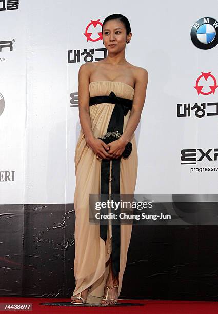 South Korean actress Chae Min-Seo arrives for the 44th DaeSong Film Awards at the SeJong culture center June 8, 2007 in Seoul, South Korea.