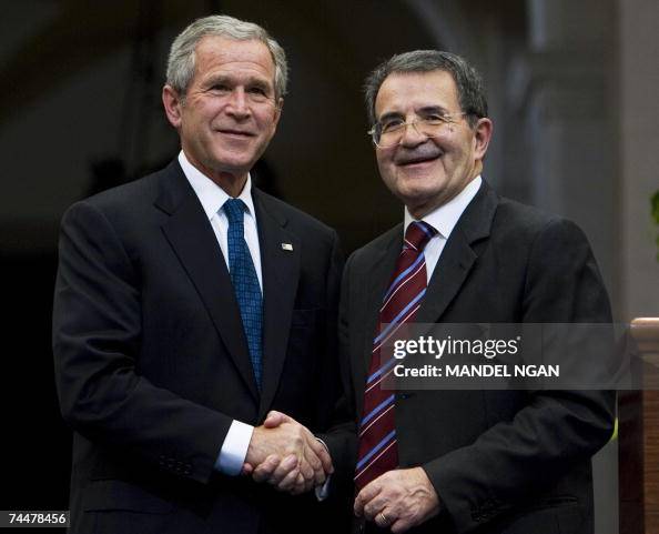 Italian Roma Bush US President George W. Bush and Italian Prime Minister Romano Prodi ...