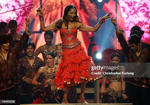 Bollywood actress Bipasha Basu performs on stage at the International Indian Film Academy Awards at the Sheffield Hallam Arena on June 9, 2007 in...