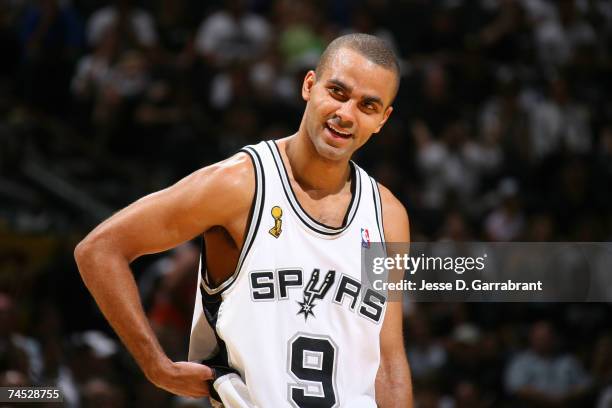 Tony Parker of the San Antonio Spurs looks on against the Cleveland Cavaliers in Game Two of the NBA Finals at the AT&T Center on June 10, 2007 in...