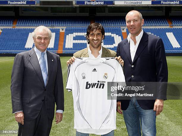 Raul Ramon 700 Raul Ramon Photos & High Res Pictures - Getty Images