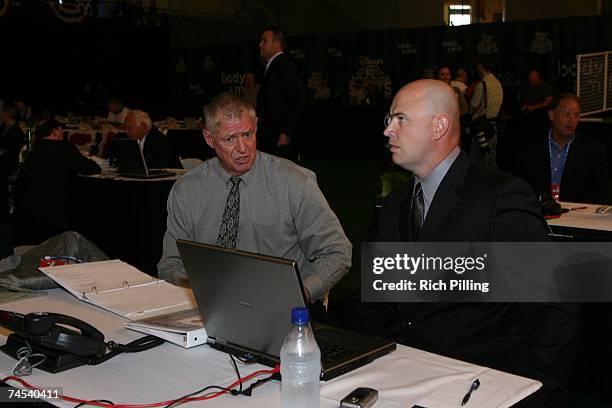 Frank Howard, left and Mike Thurman of the New York Yankees talk during the 2007 First-year player draft at The Milk House in Disney's Wide World of...