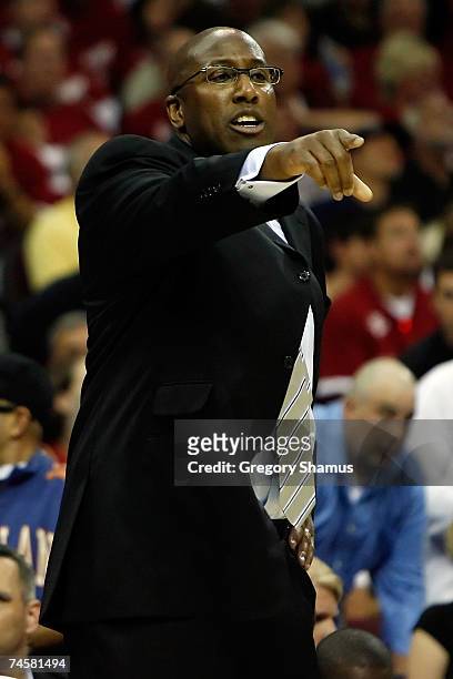 Head Coach Mike Brown of the Cleveland Cavaliers relays a play to his players during Game Three of the NBA Finals on June 12, 2007 at the Quicken...