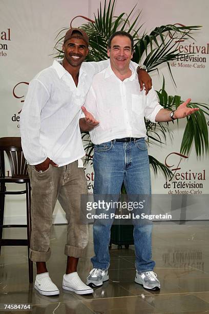 Actors Shemar Moore and Mandy Patinkin attend a photocall promoting the television serie 'Criminal Minds' on the third day of the 2007 Monte Carlo...