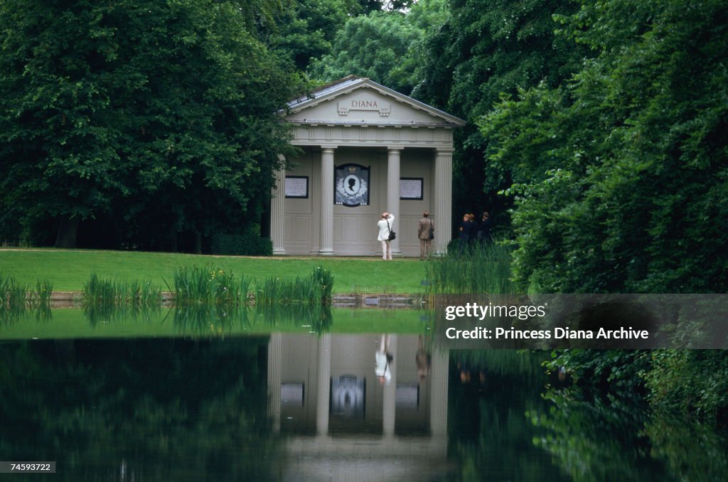 Diana Memorial