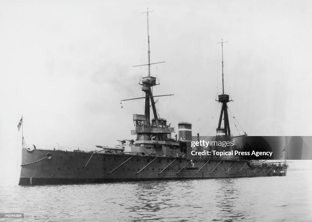 Hms Invulnerable The British Navy battlecruiser HMS Invincible, 1911. The first... News ...