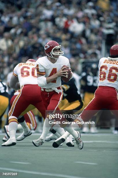 Qb Steve Fuller Photos and Premium High Res Pictures Getty Images