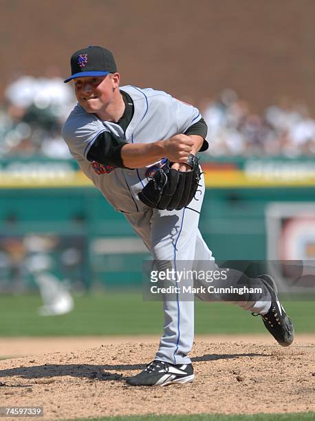 Joe Smith of the New York Mets pitches during the game against the Detroit Tigers at Comerica Park in Detroit, Michigan on June 10, 2007. The Tigers...