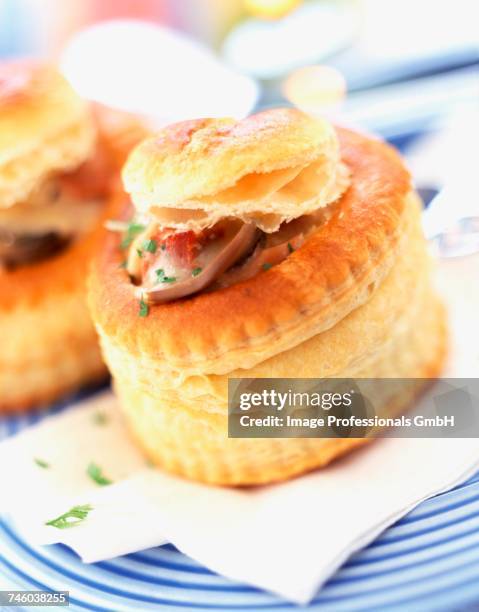 chicken vol-au-vent - cantharellus tubaeformis stock pictures, royalty-free photos & images