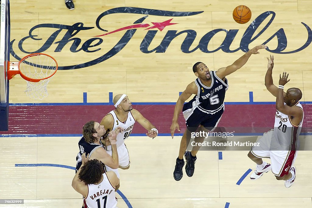 Game 4: San Antonio Spurs v Cleveland Cavaliers