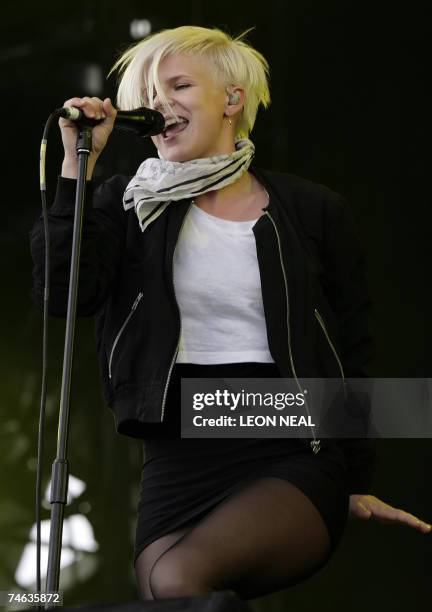 Robyn British Singer 8,283 Robyn Singer Stock Photos, High-Res Pictures, and Images - Getty ...