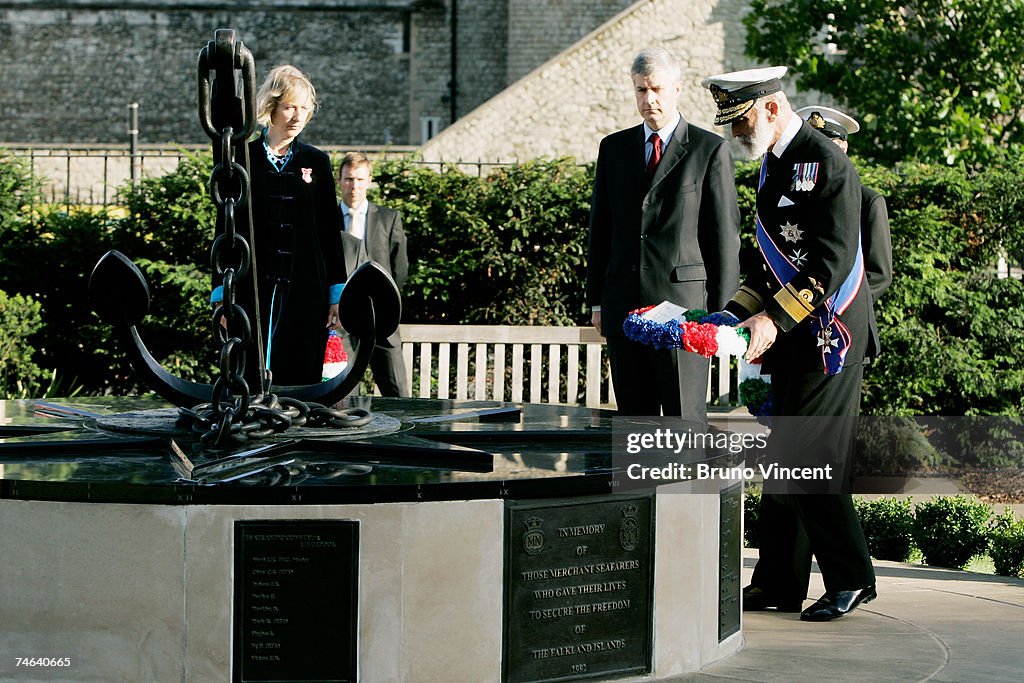 Falkland's War Remembered At Sunset Memorial Service