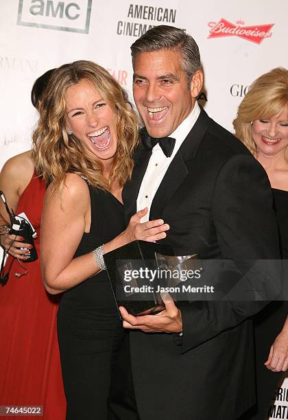 Julia Roberts and George Clooney at the The 21st Annual American Cinematheque Award Honoring George Clooney - Press Room at Beverly Hilton Hotel in...