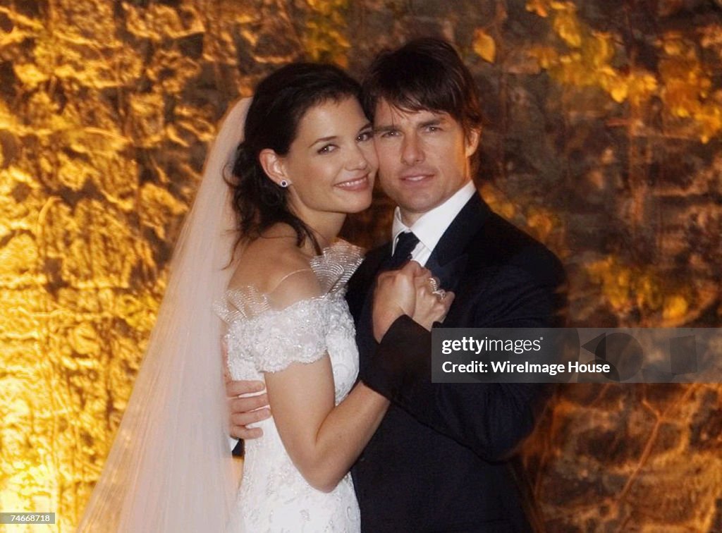 Tom Cruise and Katie Holmes Wedding in Italy - Official Photo - November 18, 2006