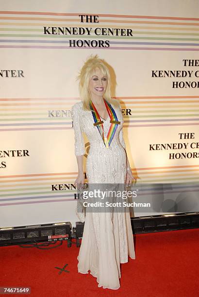 Honoree Dolly Parton, in a dress by Robert Bahar, arrives at the 2006 Kennedy Center Honors Sunday night in Washington DC. The 29th Annual Kennedy...