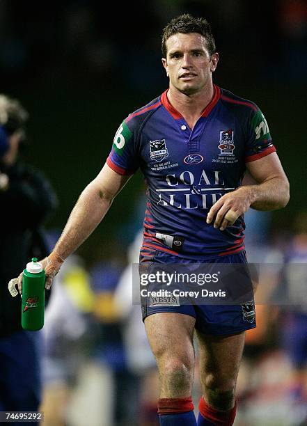 Danny Buderus of the Knights leaves the field after the round 14 NRL match between the Newcastle Knights and the Canberra Raiders at EnergyAustralia...