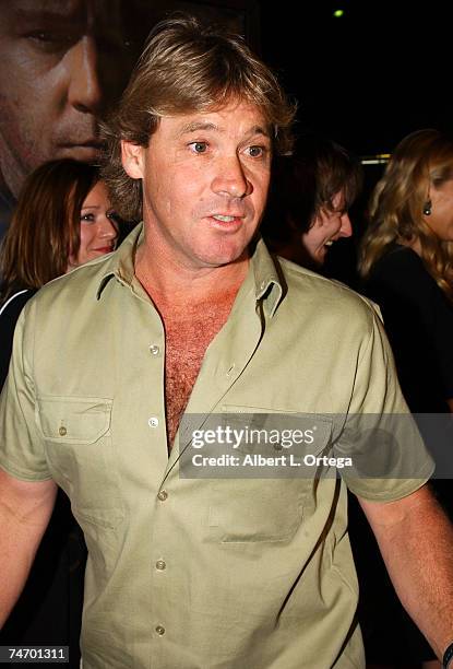 Steve Irwin at the Academy Theatre in Beverly Hills, California