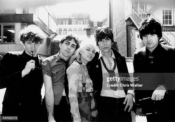 Blondie 1976 Gary Valentine, Chris Stein, Debbie Harry, Jimmy Destri, Clem Burke, in London, England