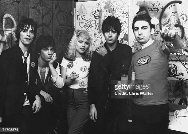 Blondie 1977 Frank Infante, Jimmy Destri, Debbie Harry, Clem Burke, Chris Stein, at Whisky a Go Go in West Hollywood, CA
