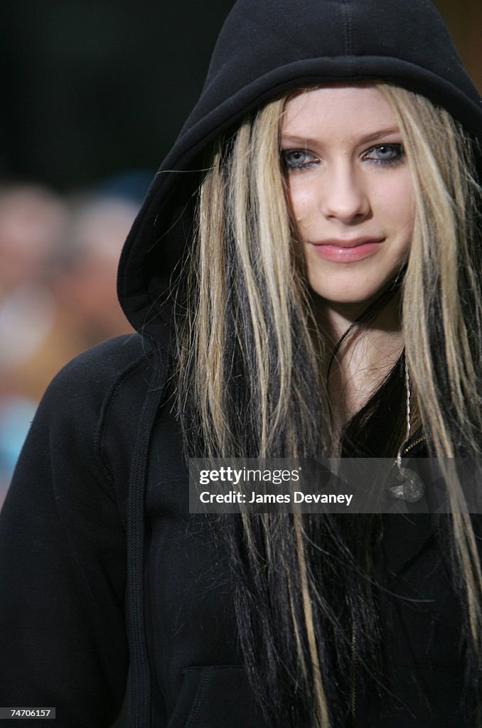 Avril Lavigne Performs on "The Today Show" Summer Concert Series - May 21, 2004