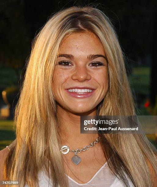 Ellen Muth Photos and Premium High Res Pictures - Getty Images