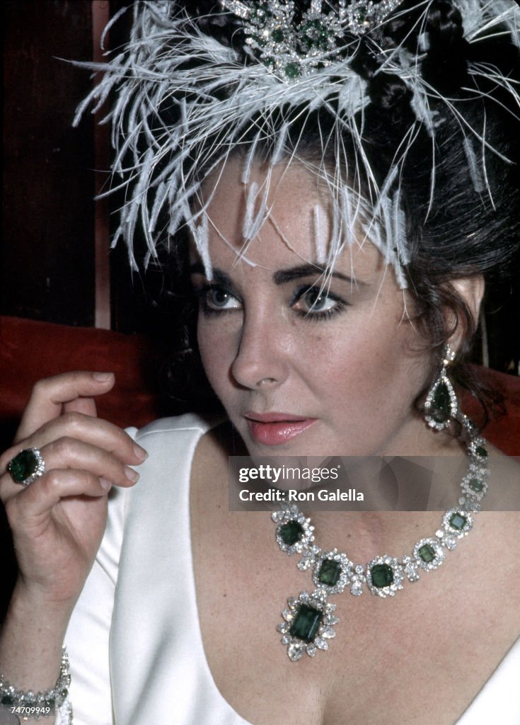 "A Flea in Her Ear" Paris Premiere