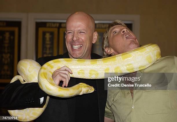 Bruce Willis and Steve Irwin, The Crocodile Hunter during 2002 ShoWest Opening Day Luncheon at the Paris Hotel in Las Vegas, Nevada.