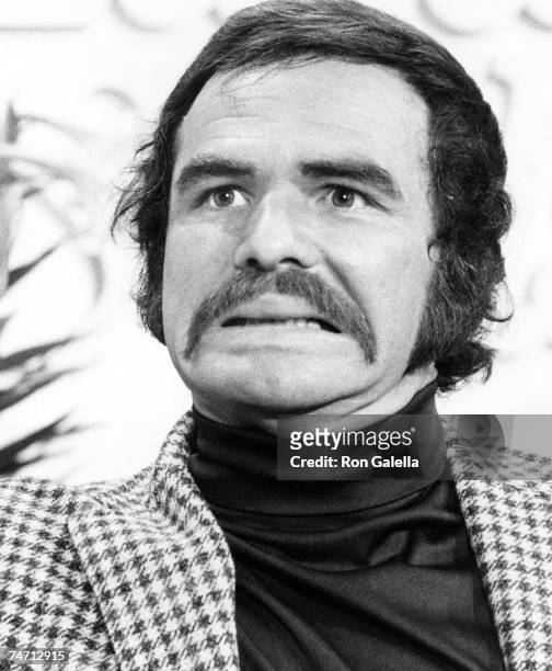 Burt Reynolds 1973 Photos and Premium High Res Pictures - Getty Images
