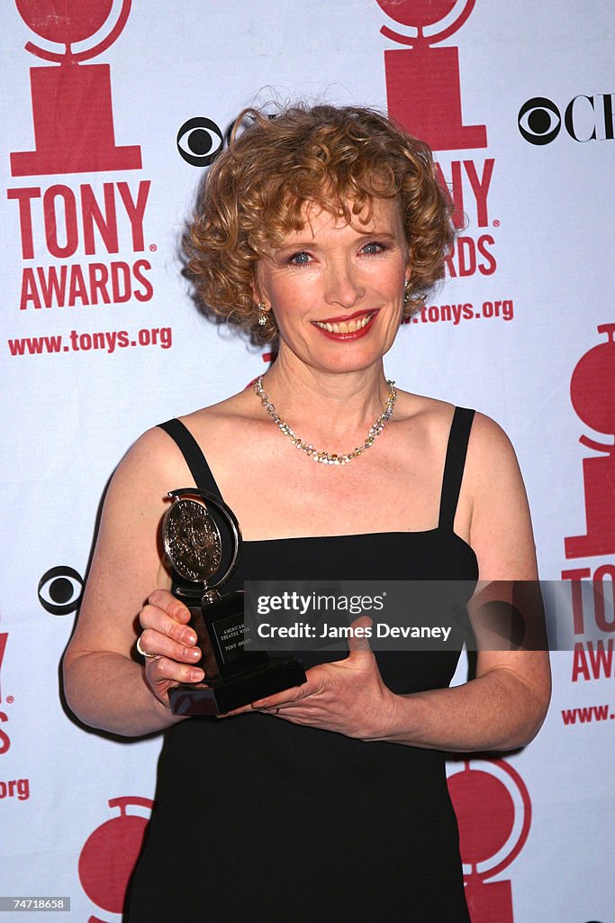 2002 Tony Awards - Press Room