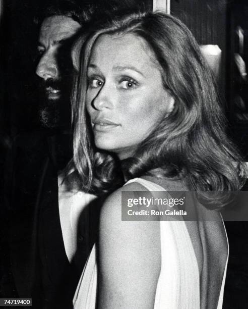 Lauren Hutton at the Dorothy Chandler Pavilion in Los Angeles, California