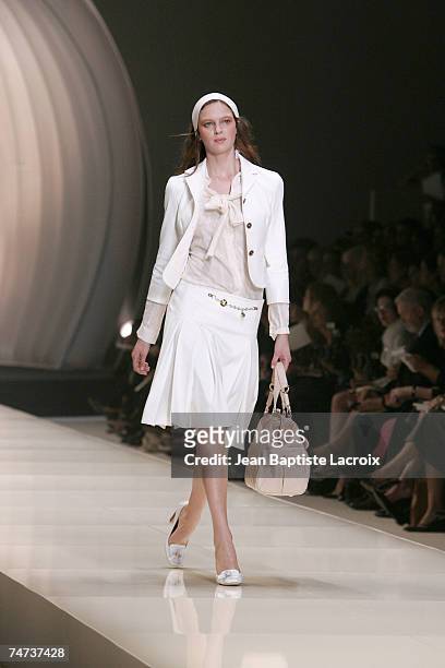 Model wearing a creation from Celine Spring/Summer 2006 season at the Paris Fashion Week - Pret a Porter Spring/Summer 2006 - Celine - Runway at in...