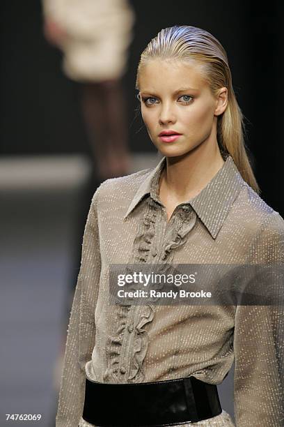 Model wearing Mila Schon Autumn/Winter 2006 at the Via Turati, 34 in Milan, Italy.