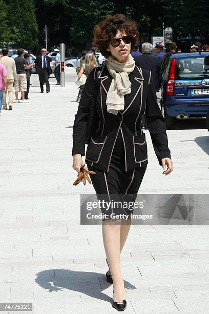 Italian actress Anna Galiena arrives at the funeral of Italian designer Gianfranco Ferre at St. Magno Church on June 19, 2007 in Legnano, Italy. The...