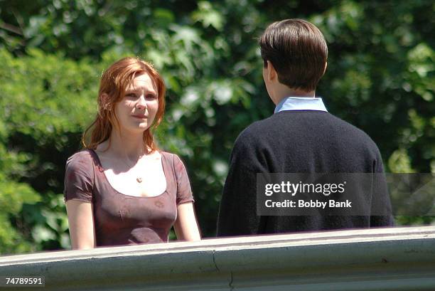 173 Kirsten Dunst And Tobey Maguire On Set Of Spider Man June Stock