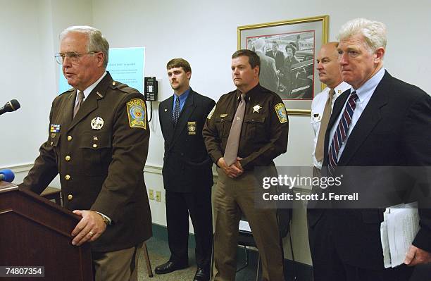 Sheriff Office Ricky Riddle Ricky Schultz Photos and Premium High Res Pictures - Getty Images